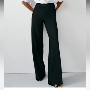 SPANXsupersmooth™ PerfectFit Ponte Wide Leg Pant
Size Small P Color black